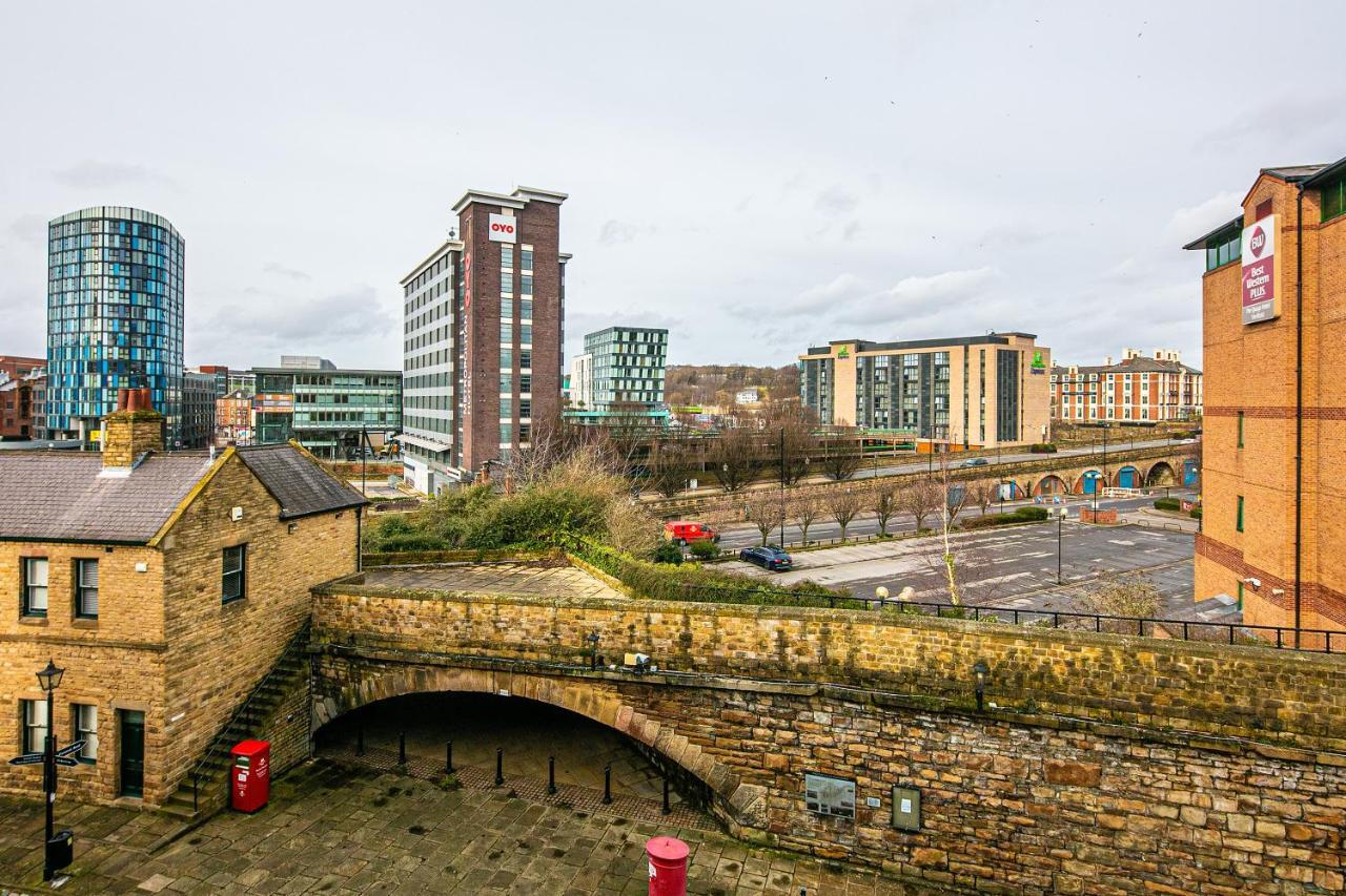 Beautiful 1-Bed Apartment In Grade Listed Warehouse - Victoria Quays, Sheffield City Centre, Free Parking, Pet Friendly, Netflix Buitenkant foto